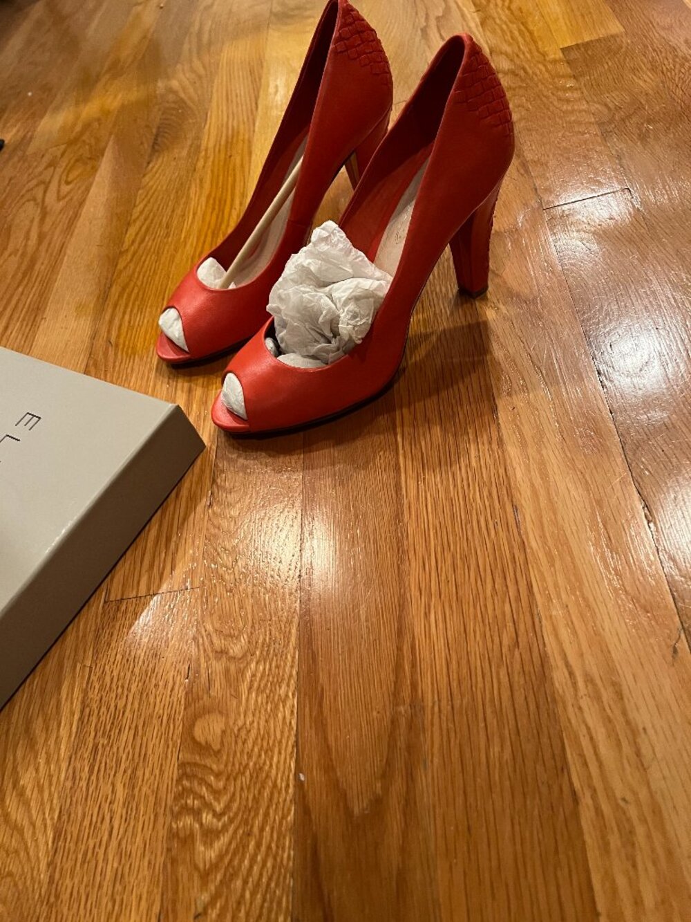 Amazing orange hells with beautiful detail. BARELY WORN